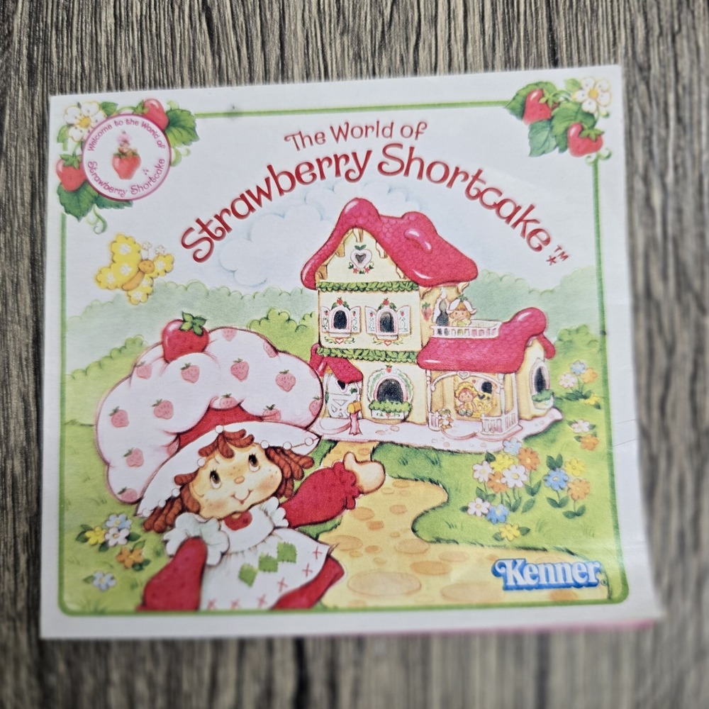 1983 Vtg Strawberry Shortcake Mini Catalog American Greetings Kenner Ephemera Ad